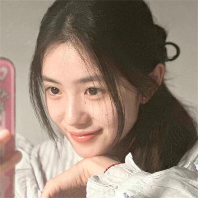 裸男孩